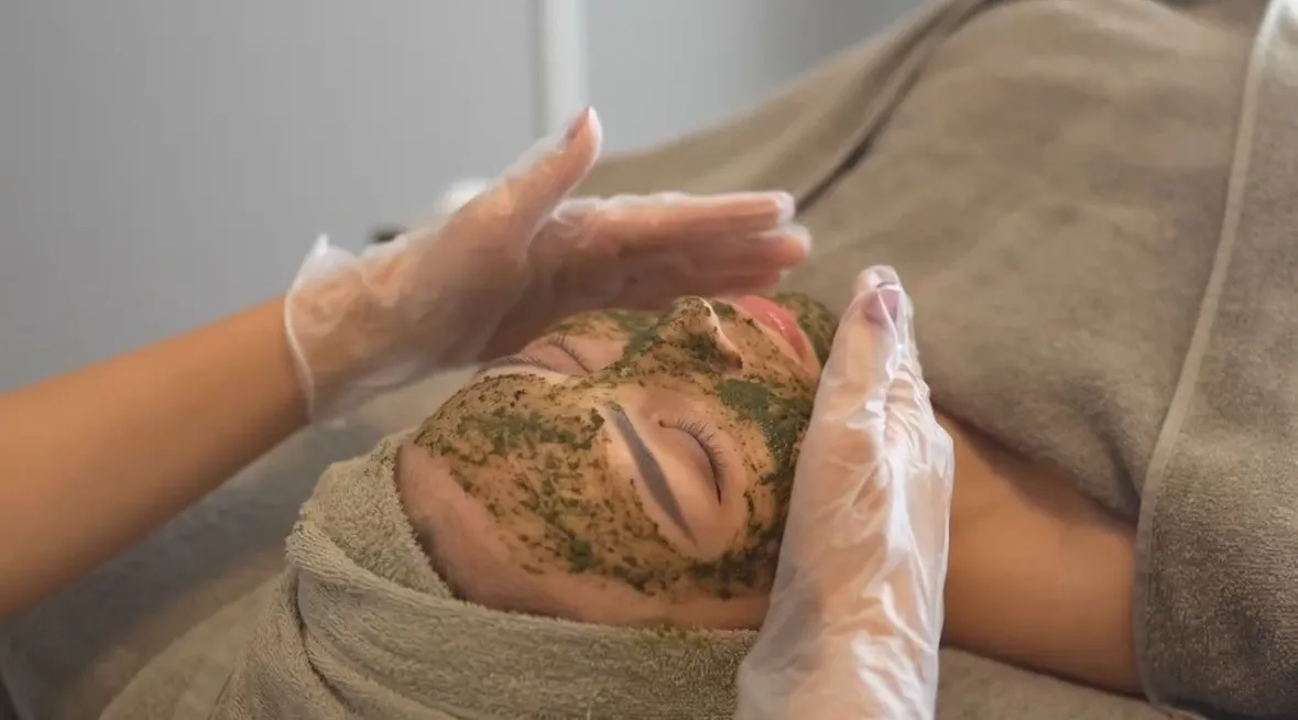 肌本来の力を呼び覚ます「陶肌トリートメント」